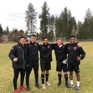 Meet your Posher, Devonte